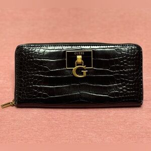 Guess Black Snake Skin Style Wallet With Brass Hardware | Excellent Condition